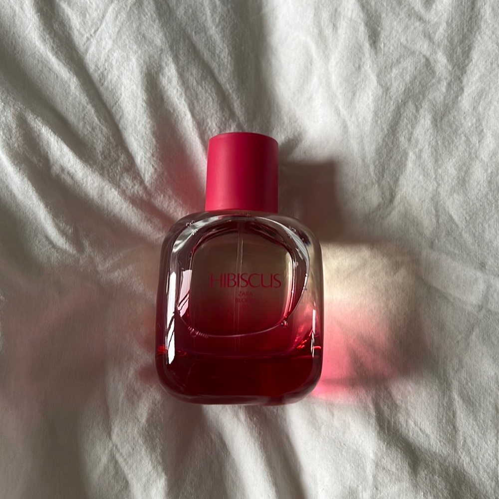 Zara Hibiscus